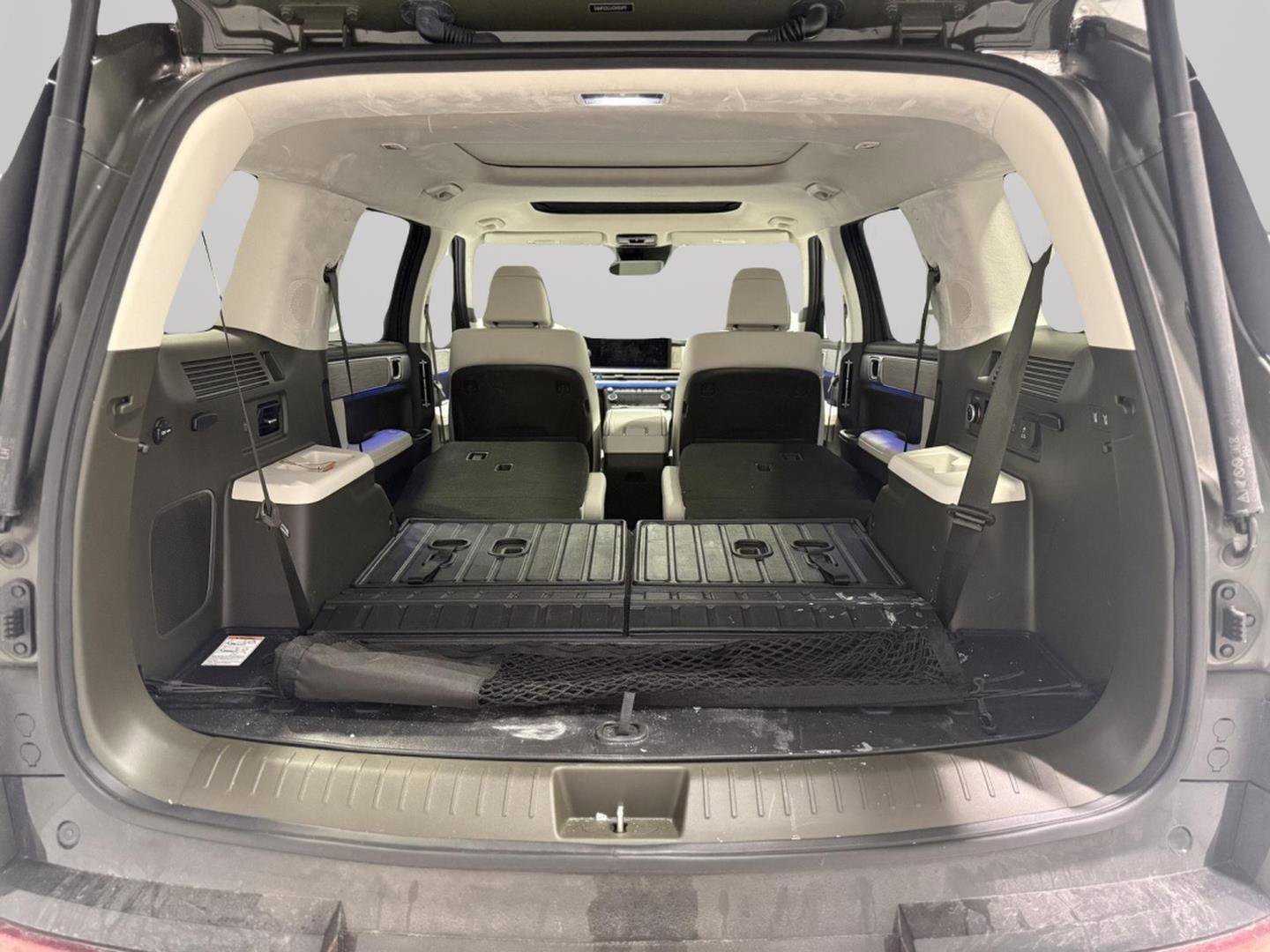 Used 2025 Hyundai Santa Fe Calligraphy AWD/4WD image 25