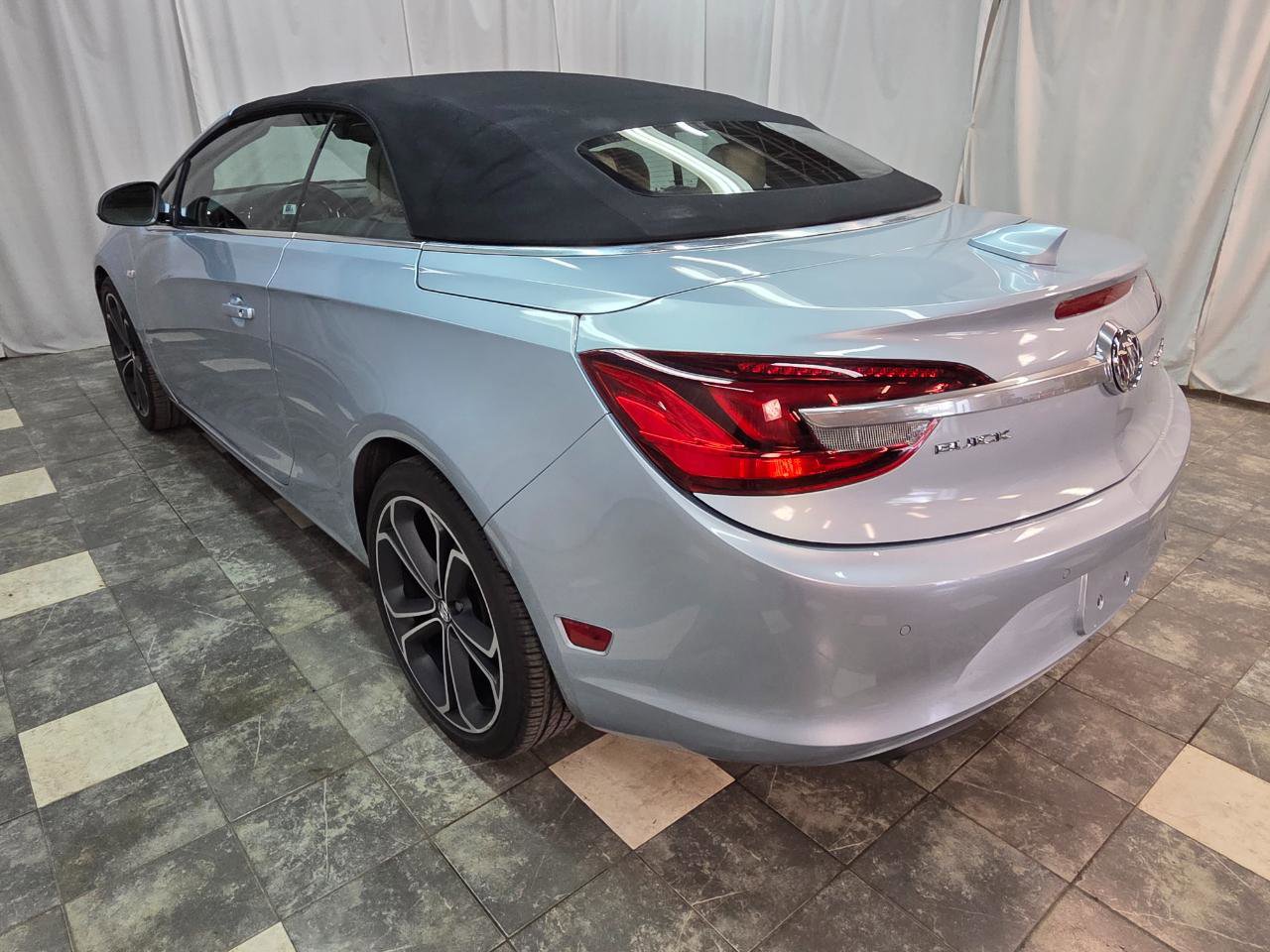 Used 2018 Buick Cascada Premium FWD image 6