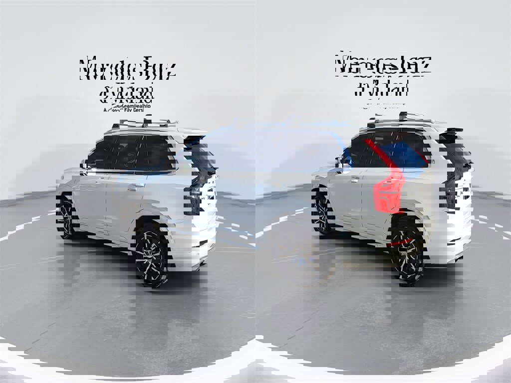 Used 2020 Volvo XC90 T5 Momentum w/ Protection Package image 6