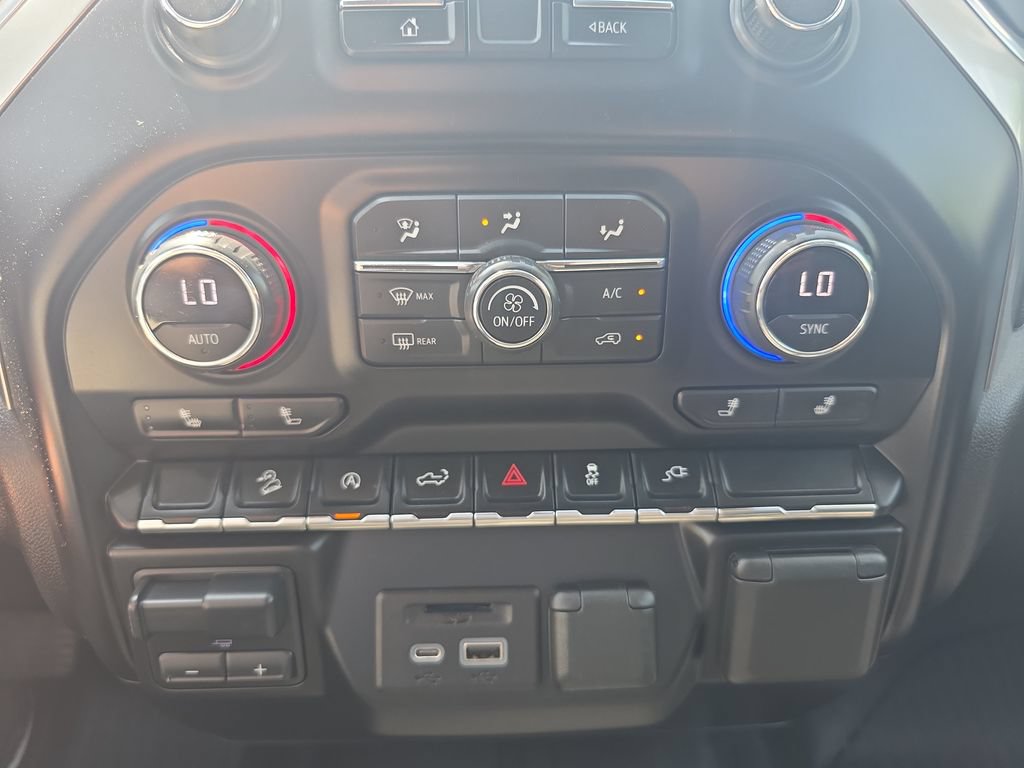 Used 2020 Chevrolet Silverado 1500 LT Trail Boss AWD/4WD image 19
