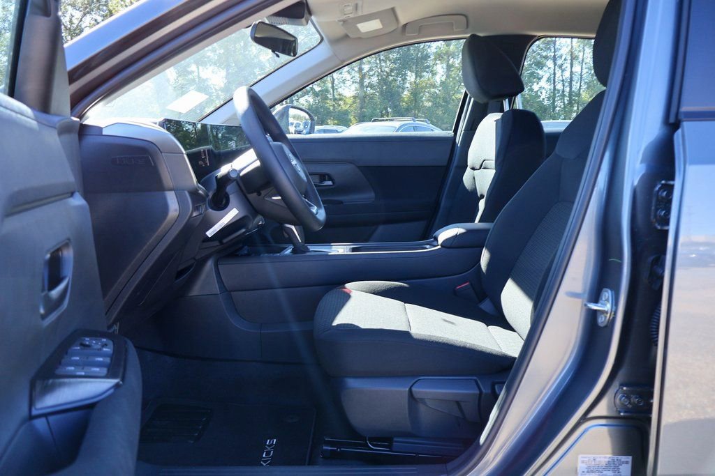 New 2026 Nissan Kicks S image 7