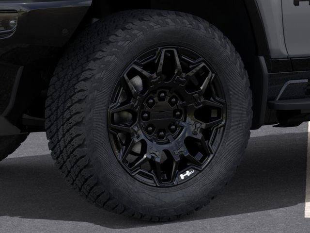 New 2026 GMC Hummer EV 4x4 Crew Cab w/ LPO, Dark Essentials Package image 9