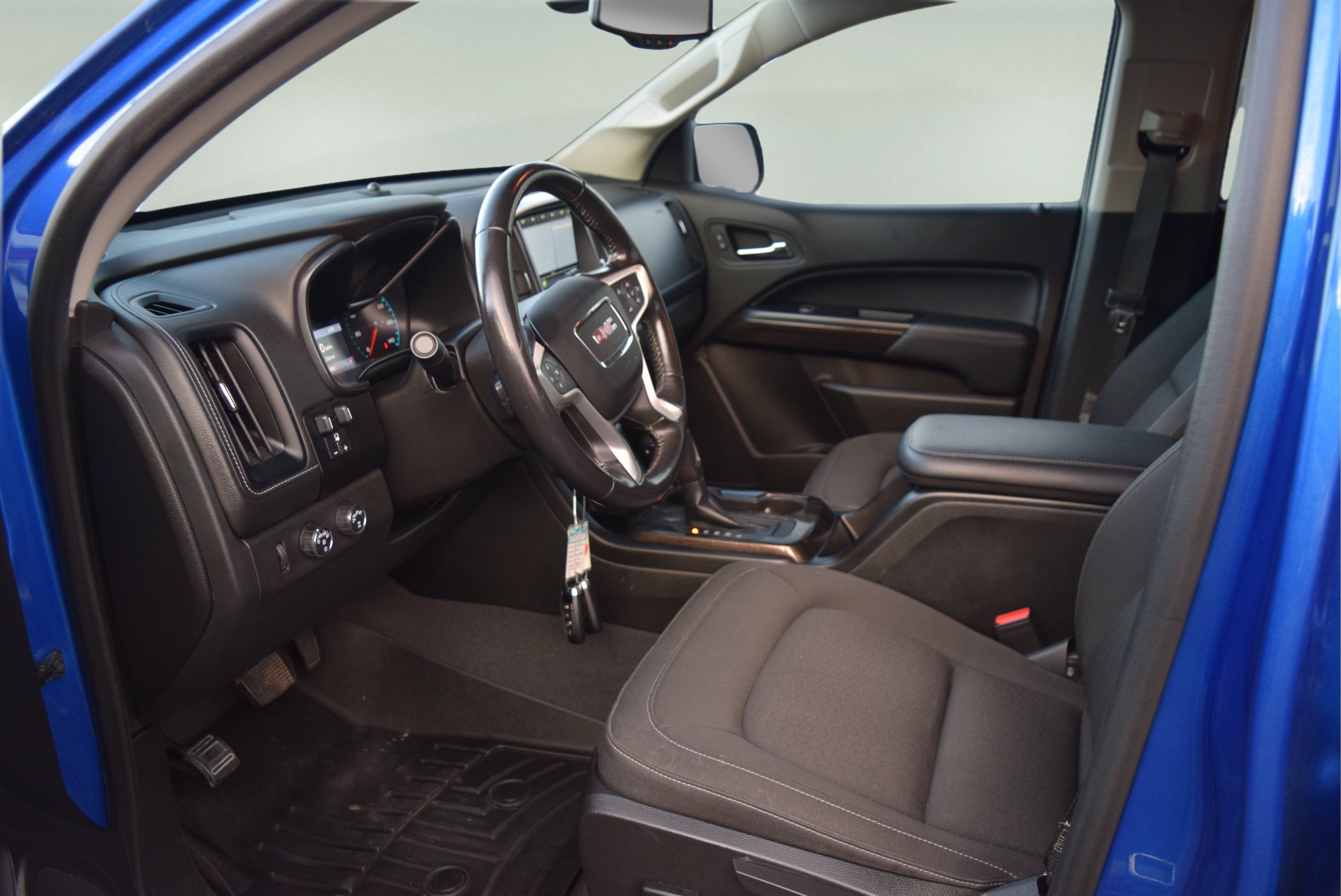 Used 2019 GMC Canyon SLE w/ Trailering Package AWD/4WD image 10