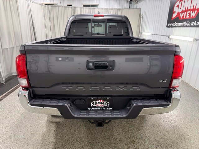 Used 2017 Toyota Tacoma TRD Off-Road w/ Tow Package AWD/4WD image 5