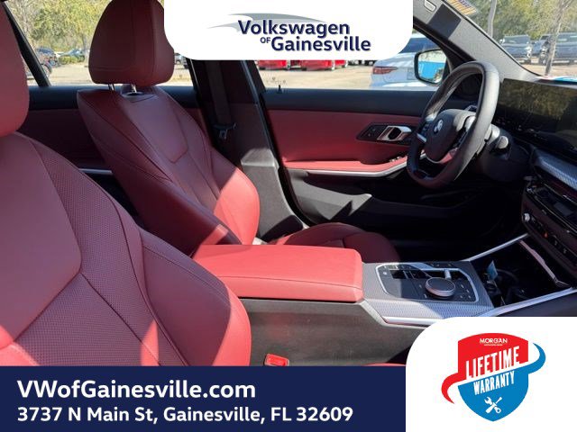 Used 2025 BMW 330i Sedan w/ Convenience Package image 9