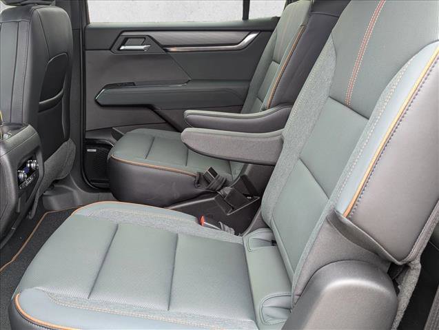 New 2026 GMC Acadia AT4 w/ Luxury Package image 15