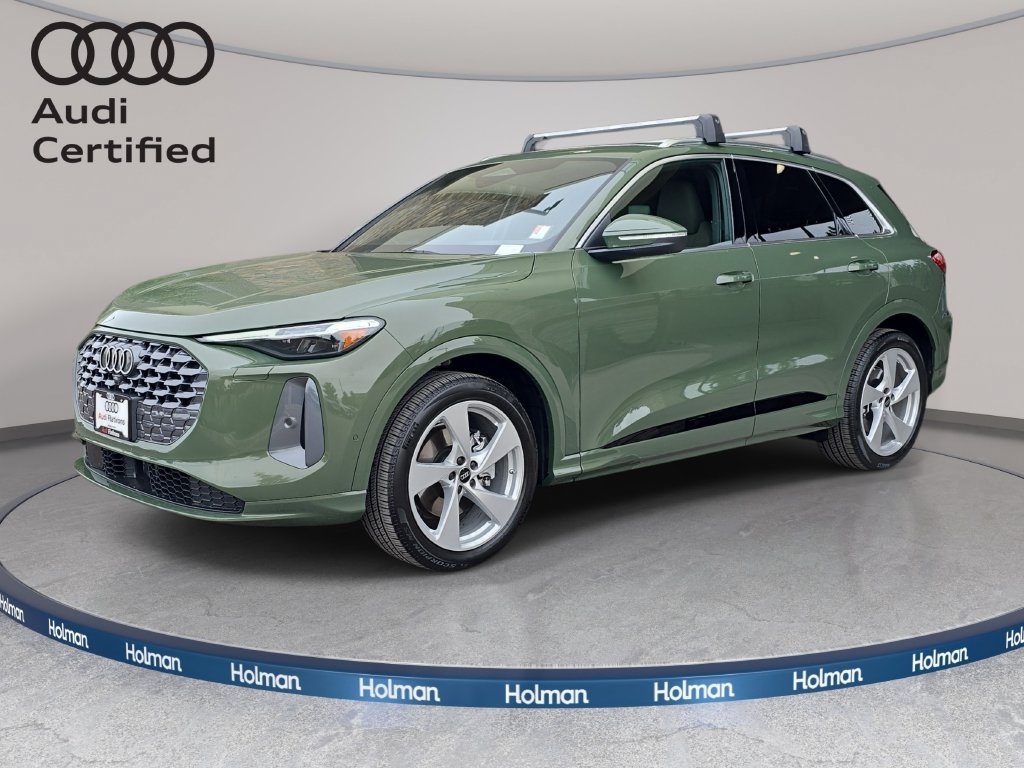 Certified 2025 Audi Q5 Prestige AWD/4WD image 1