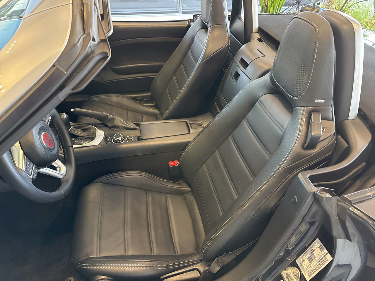Used 2019 FIAT 124 Spider Lusso w/ Convenience Group image 16