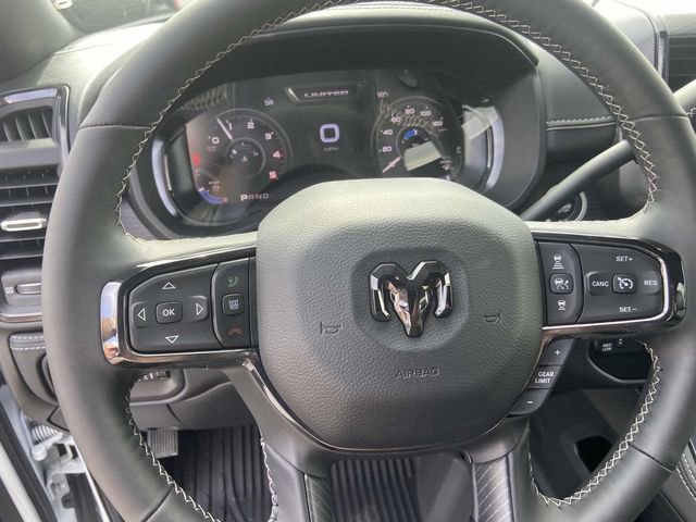 Used 2024 RAM 2500 Limited image 30