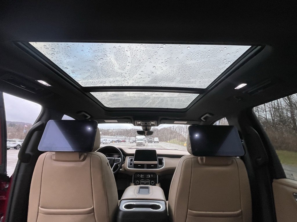 Certified 2021 Chevrolet Suburban Premier w/ Premium Package image 31