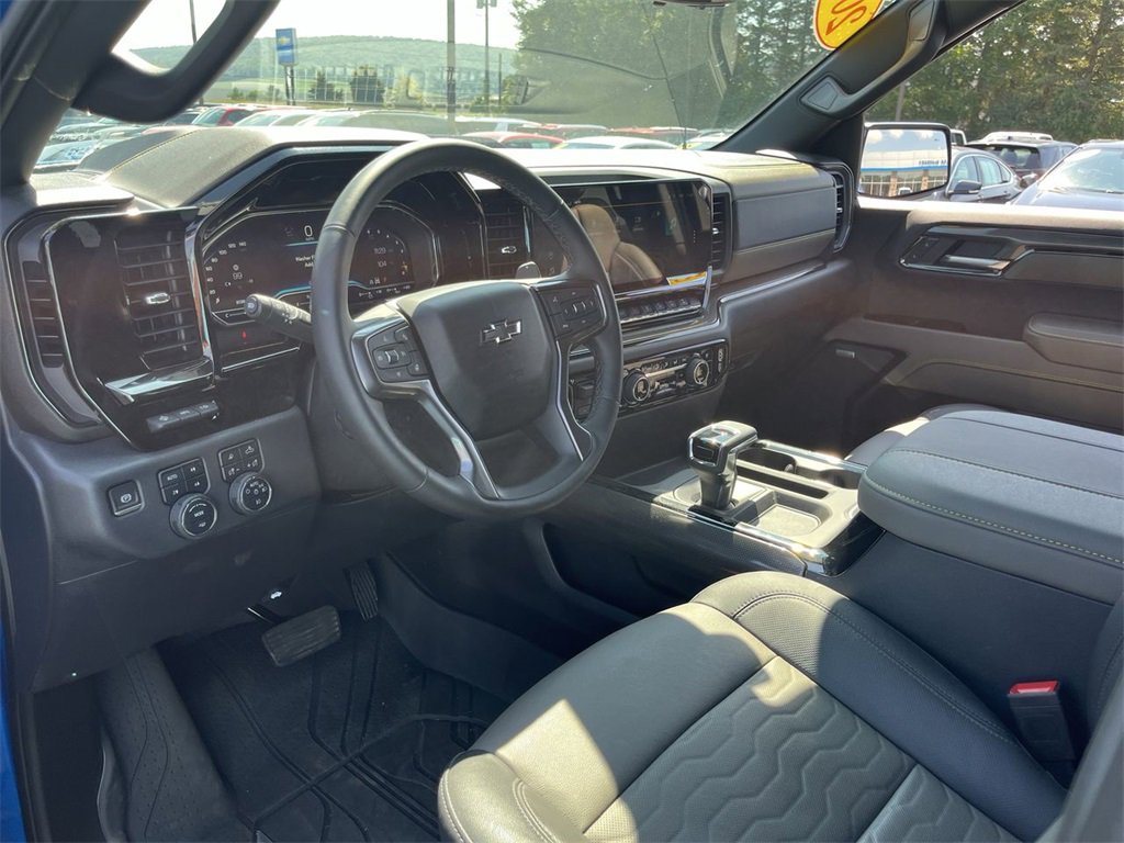 Certified 2023 Chevrolet Silverado 1500 ZR2 w/ Technology Package image 10