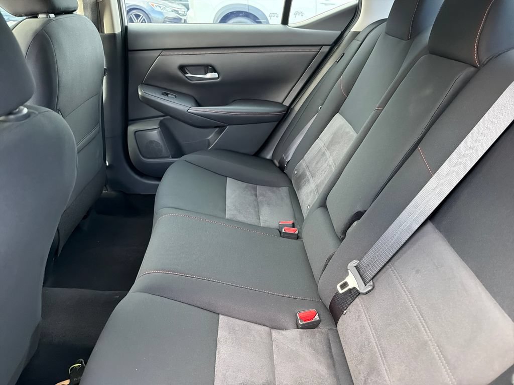 Certified 2024 Nissan Sentra SR FWD image 31