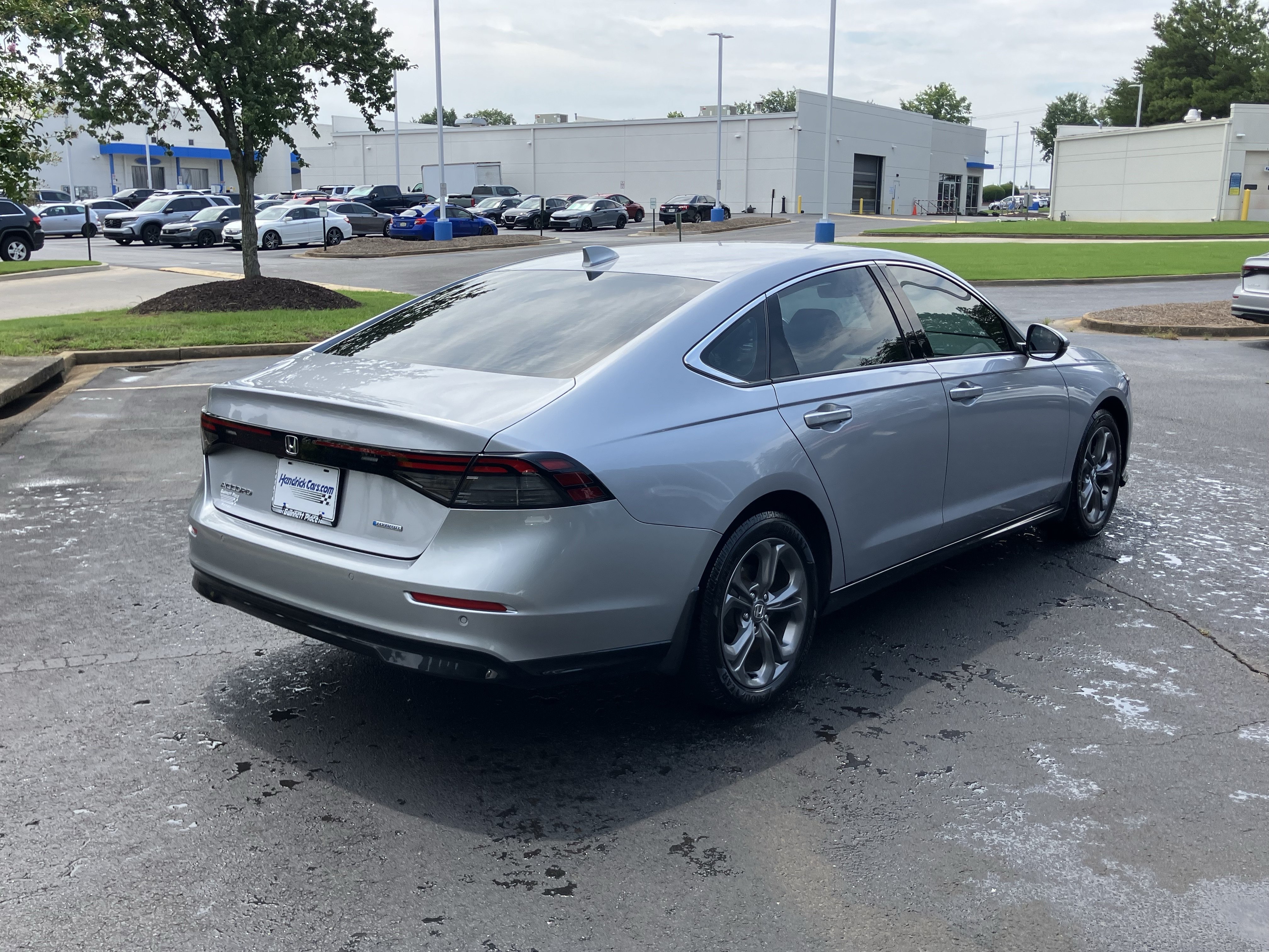 Used 2023 Honda Accord EX-L image 10
