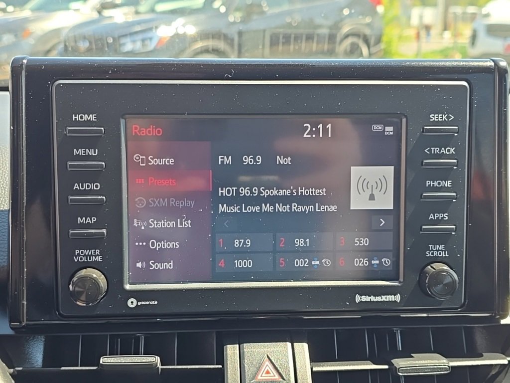 Used 2022 Toyota RAV4 LE image 22