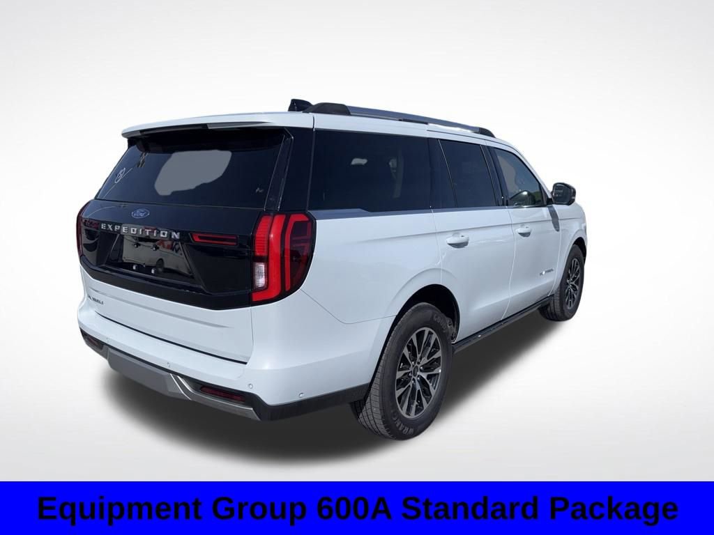 Used 2025 Ford Expedition Platinum AWD/4WD image 4