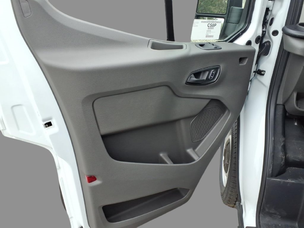 New 2026 Ford Transit 250 148 Medium Roof RWD image 12