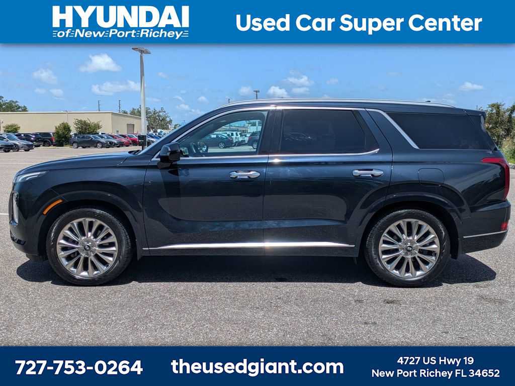 Used 2020 Hyundai Palisade Limited FWD image 2
