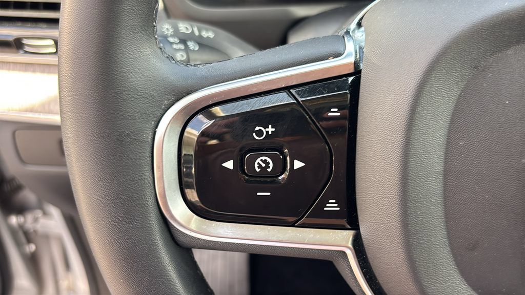 Certified 2024 Volvo XC90 B6 Ultimate AWD/4WD image 16