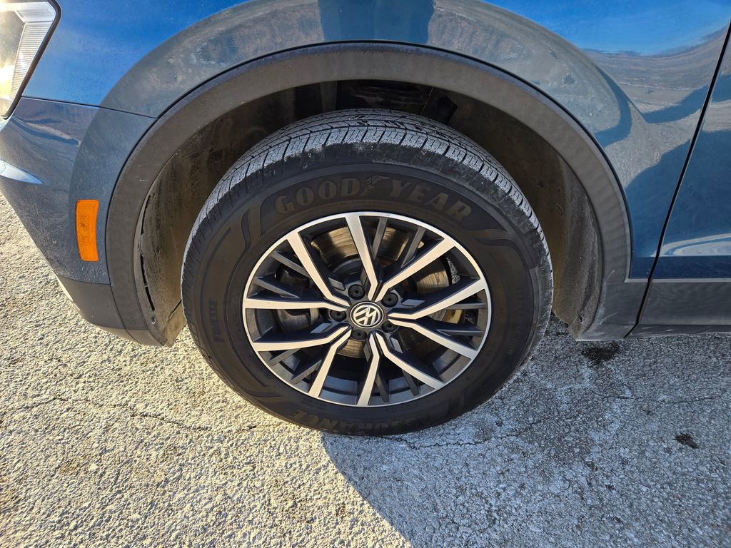 Used 2019 Volkswagen Tiguan SE image 27