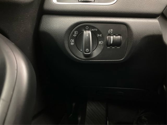 Used 2015 Audi Q3 2.0T Prestige w/ Prestige Package image 23