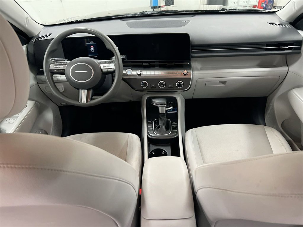 Used 2024 Hyundai Kona SE image 10