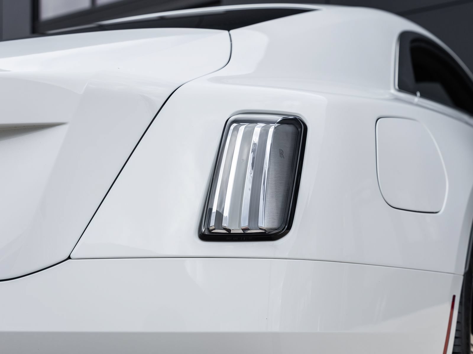 Used 2024 Rolls-Royce Spectre AWD/4WD image 14