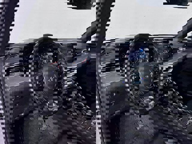 Used 2024 Kia K5 GT-Line w/ GT-Line Premium Package image 9