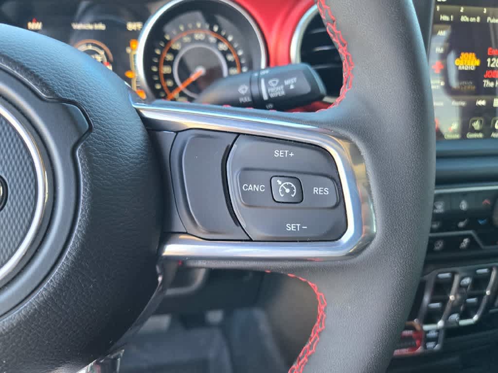 Certified 2023 Jeep Gladiator Rubicon w/ LED Lighting Group AWD/4WD image 20