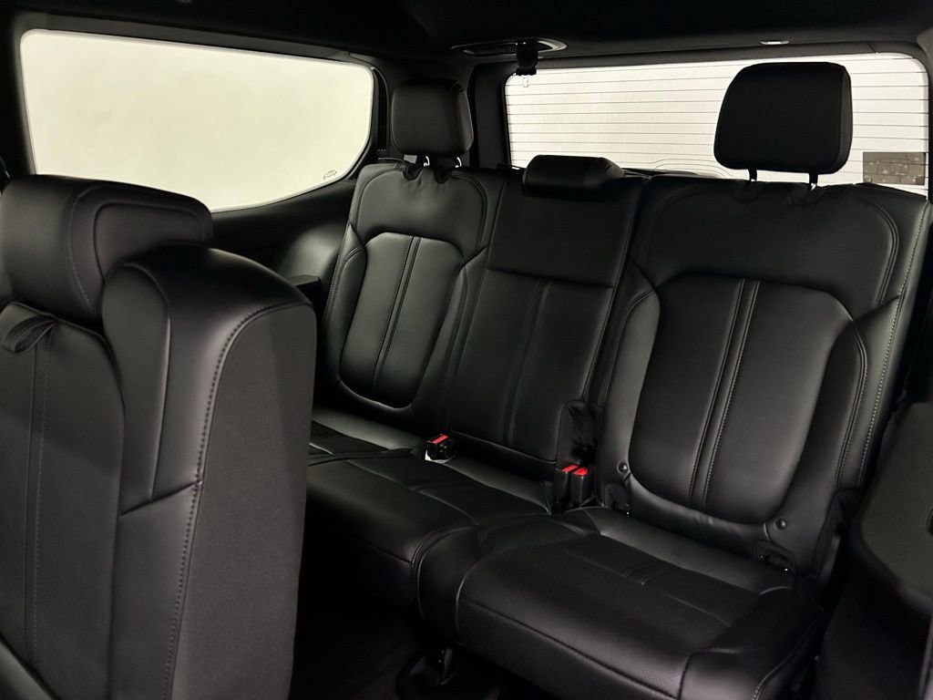 New 2026 Jeep Grand Wagoneer Limited w/ 8-Passenger Seating Package image 15
