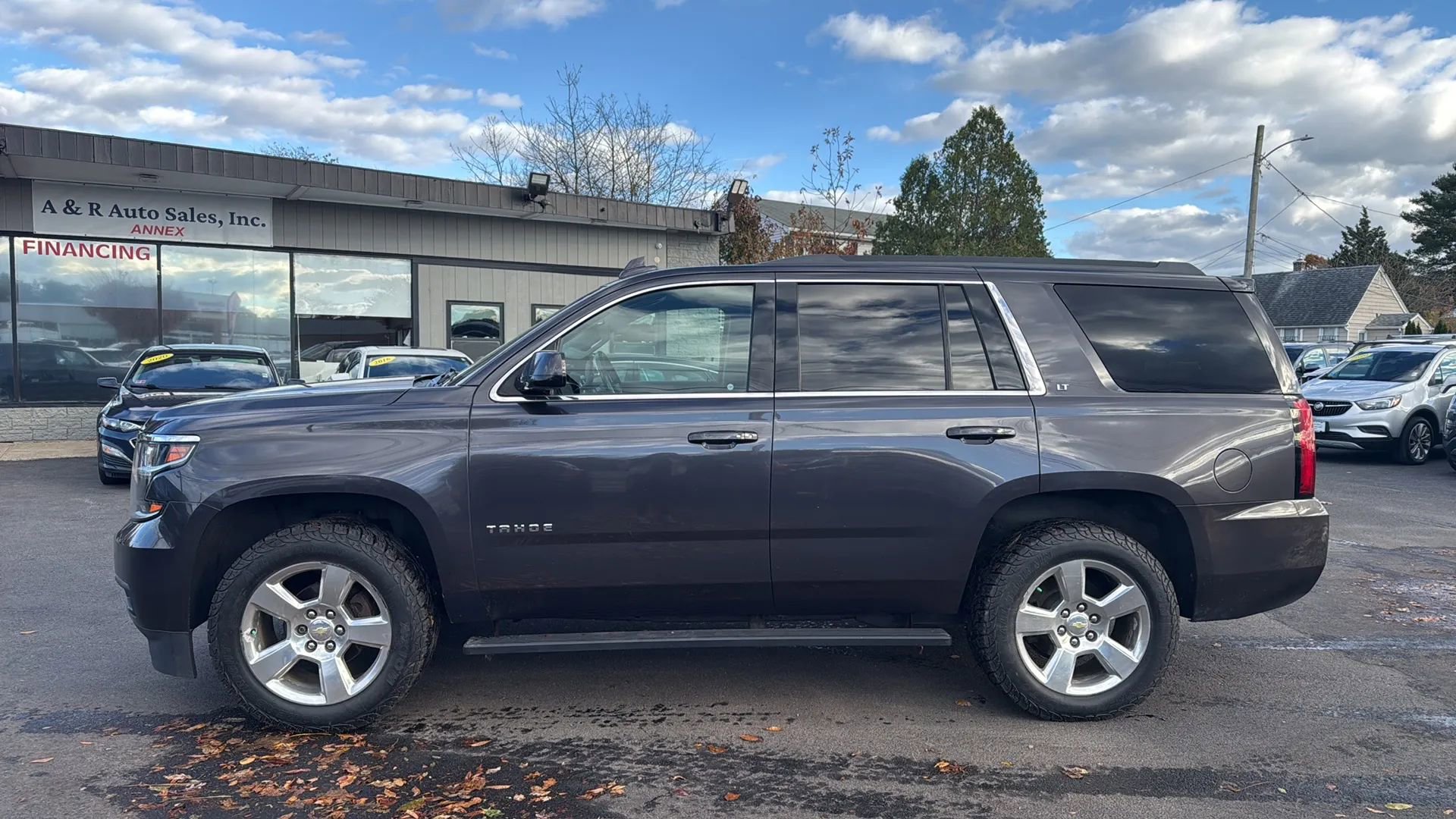 Used 2016 Chevrolet Tahoe LT image 4