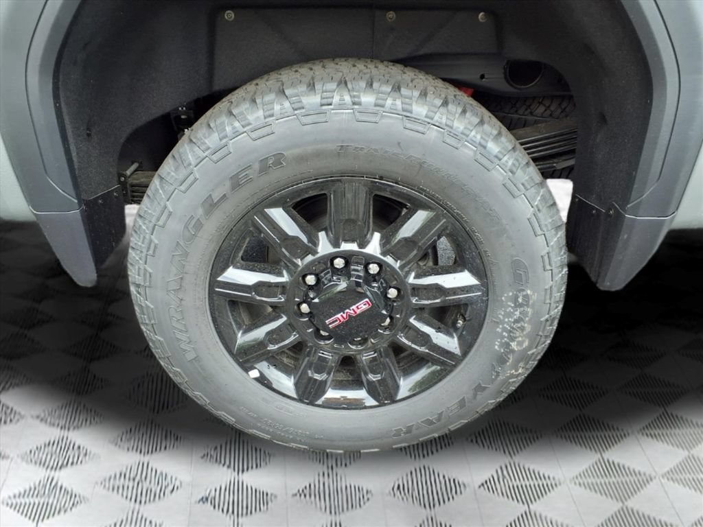New 2026 GMC Sierra 2500 AT4 w/ AT4 Premium Plus Package AWD/4WD image 7