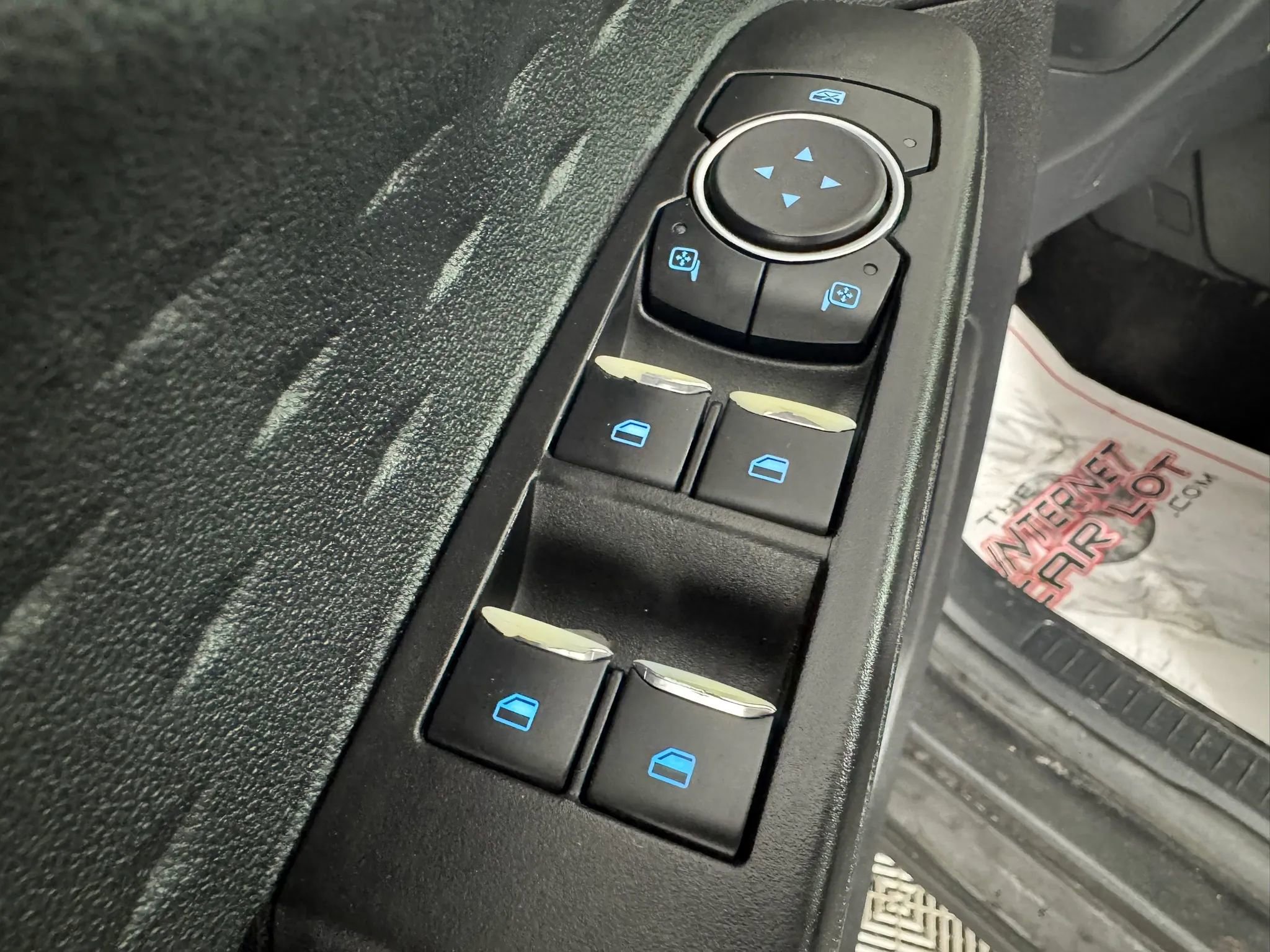 Used 2020 Ford Escape SE AWD/4WD image 38
