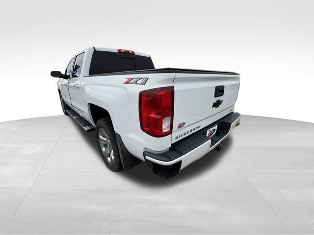 Used 2018 Chevrolet Silverado 1500 LTZ Z71 w/ LTZ Plus Package AWD/4WD image 4