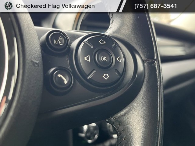 Used 2019 MINI Cooper S w/ Signature Upholstery Package image 33