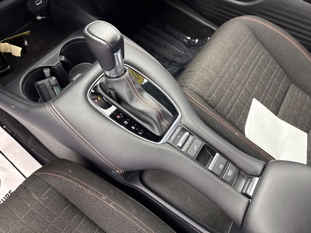 Used 2025 Honda HR-V Sport image 19