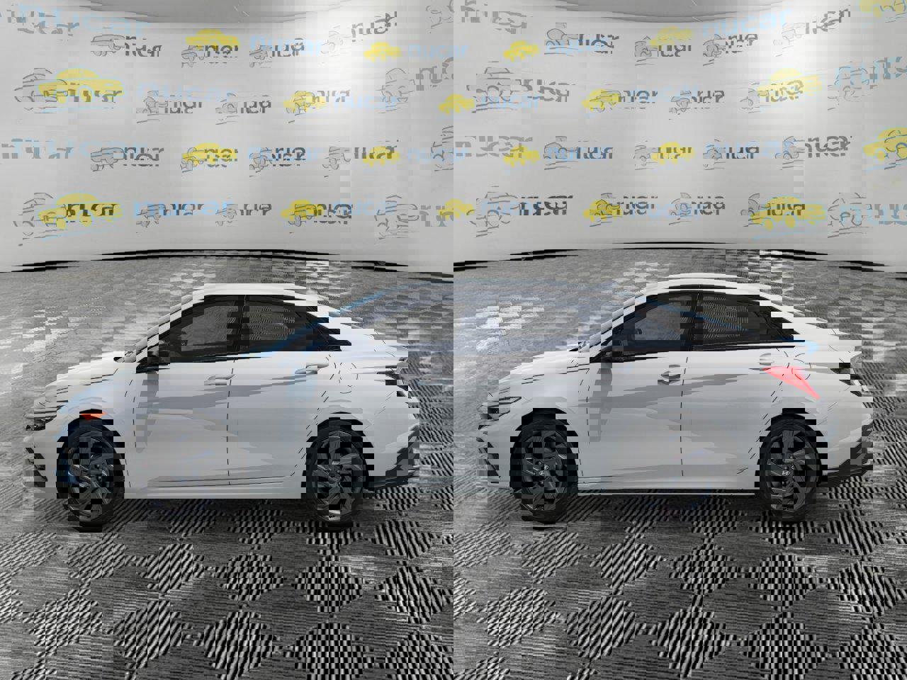 New 2026 Hyundai Elantra Sport image 3