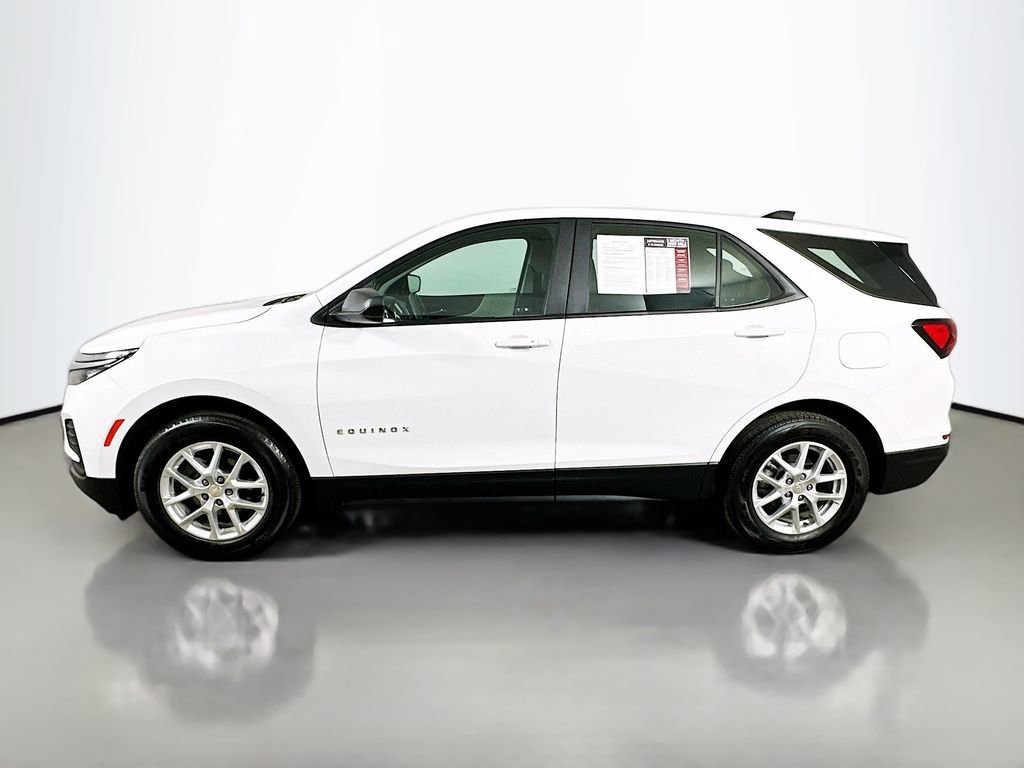 Used 2023 Chevrolet Equinox LS w/ Driver Confidence II Package FWD image 5
