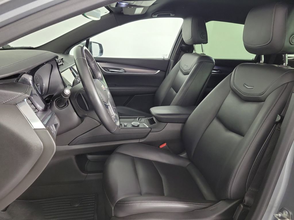 Certified 2023 Cadillac XT5 Luxury image 17