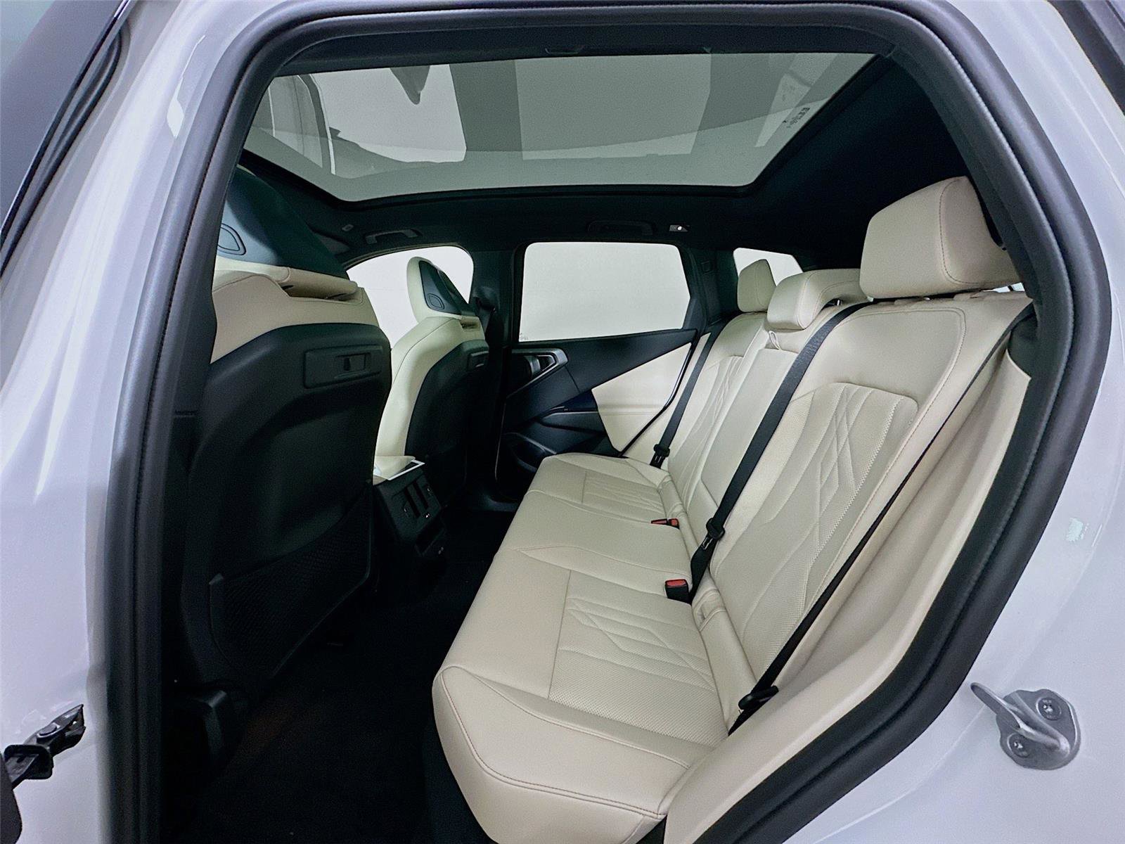 New 2026 BMW X3 xDrive30 w/ Convenience Package image 25