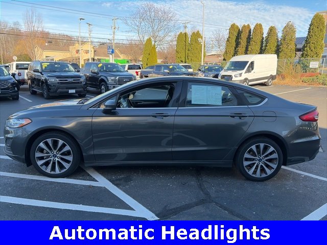 Used 2019 Ford Fusion SE image 4