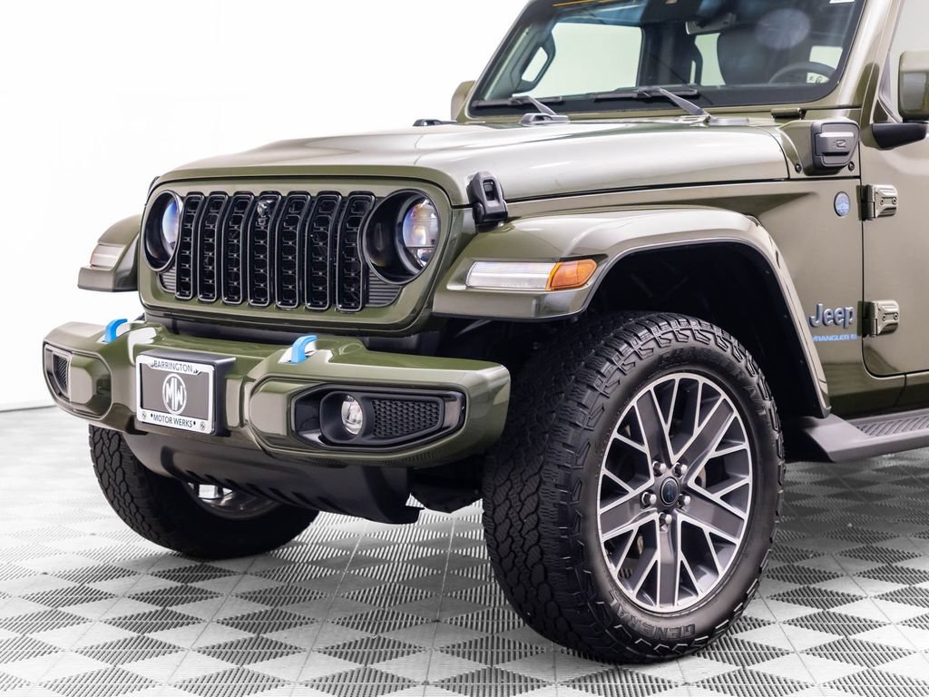 Used 2024 Jeep Wrangler High Altitude AWD/4WD image 39