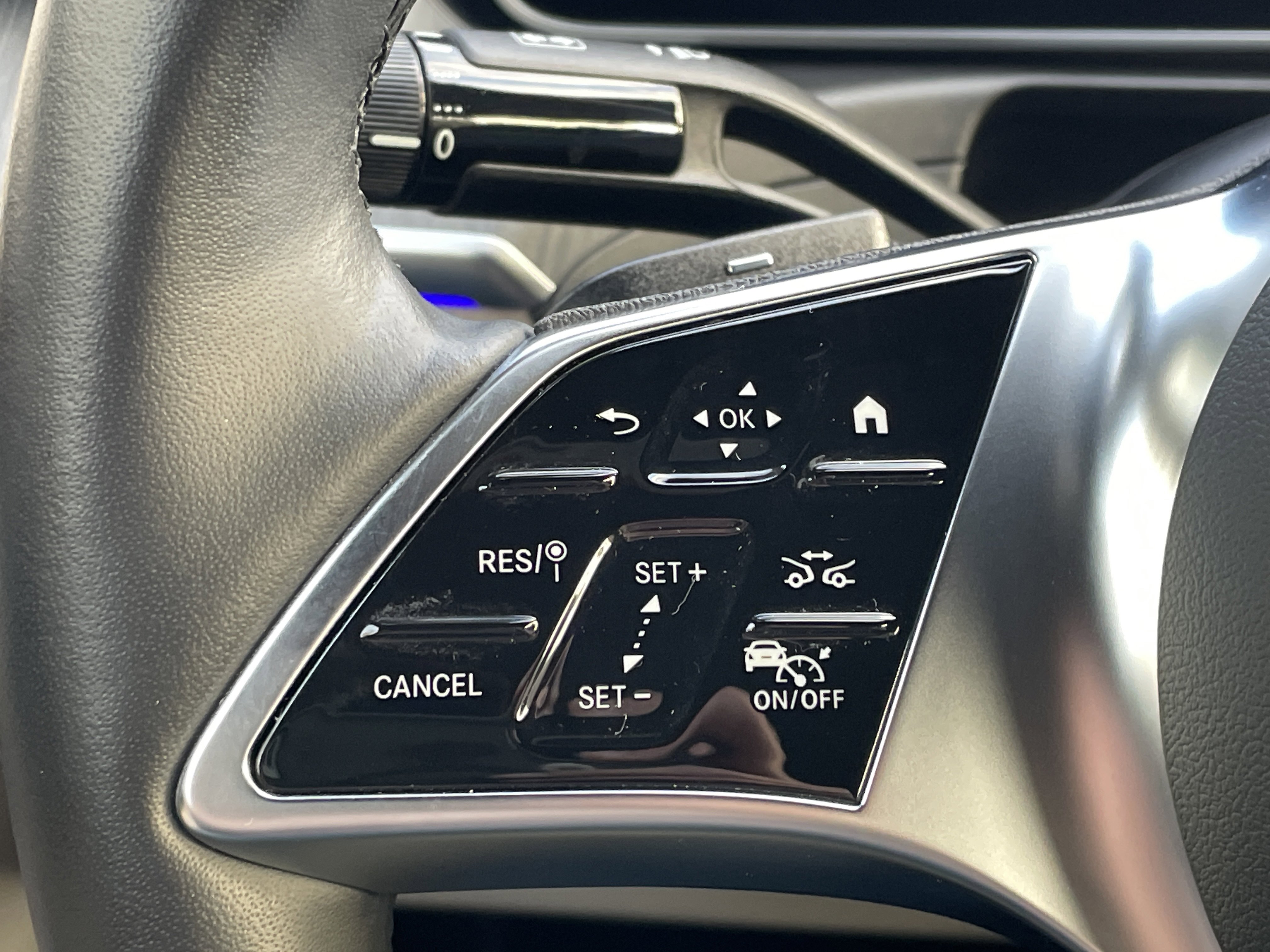 Certified 2024 Mercedes-Benz CLE 300 4MATIC Cabriolet image 35