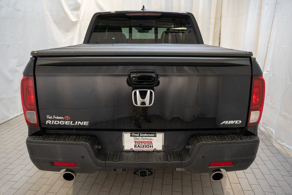 Used 2021 Honda Ridgeline Black Edition image 4
