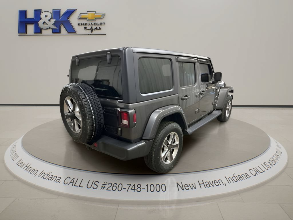 Used 2021 Jeep Wrangler Unlimited Sahara w/ Cold Weather Group AWD/4WD image 6