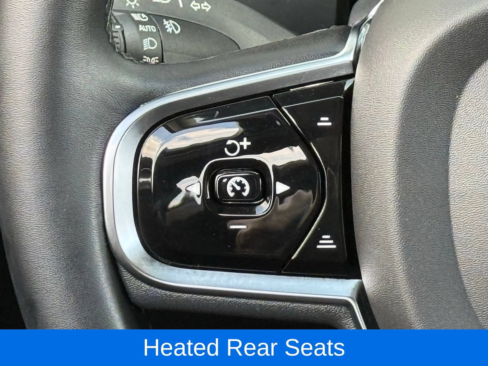 Used 2023 Volvo XC60 B5 Ultimate w/ Climate Package AWD/4WD image 33