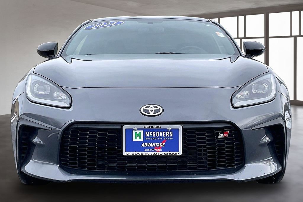 Used 2024 Toyota GR86 Premium RWD image 2