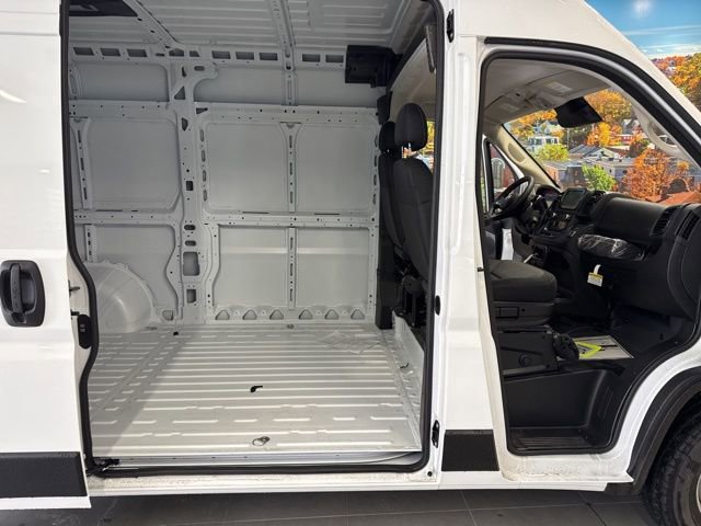 New 2026 RAM ProMaster 1500 w/ Cold Weather Group image 41