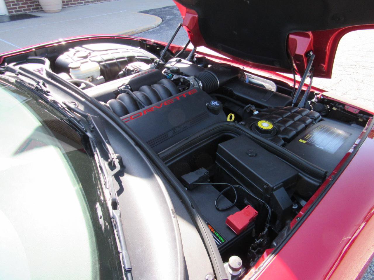 Used 2004 Chevrolet Corvette Convertible w/ Preferred Equipment Group RWD image 38