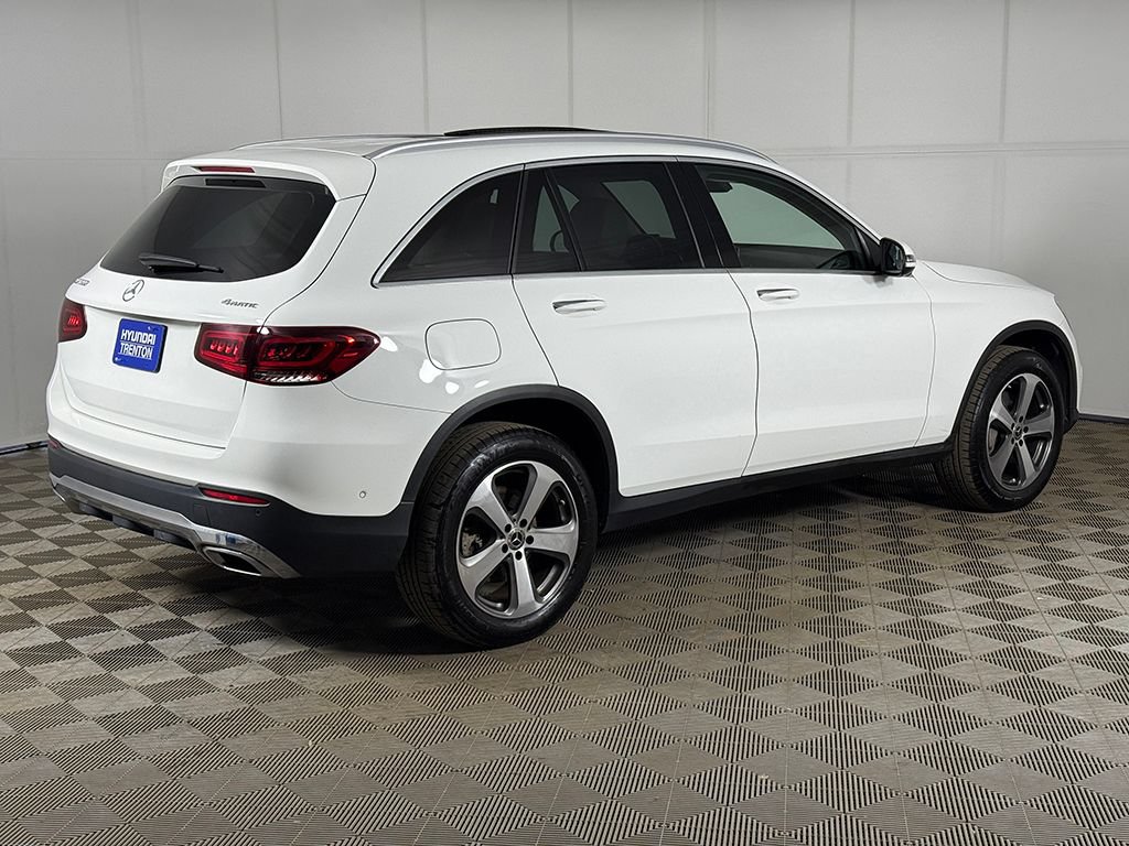 Used 2022 Mercedes-Benz GLC 300 4MATIC image 9