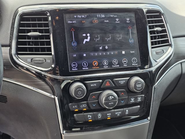 Used 2019 Jeep Grand Cherokee Limited w/ Trailer Tow Group IV AWD/4WD image 11